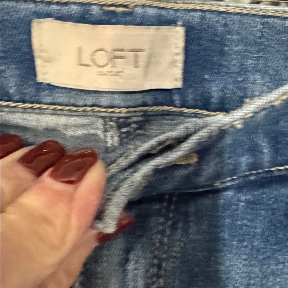 LOFT Modern Denim – Size 6 | Light Wash Straight Leg
